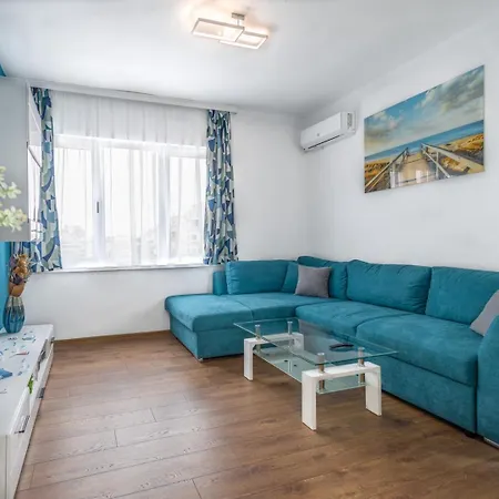 Cozy 2br By The Sea Garden *